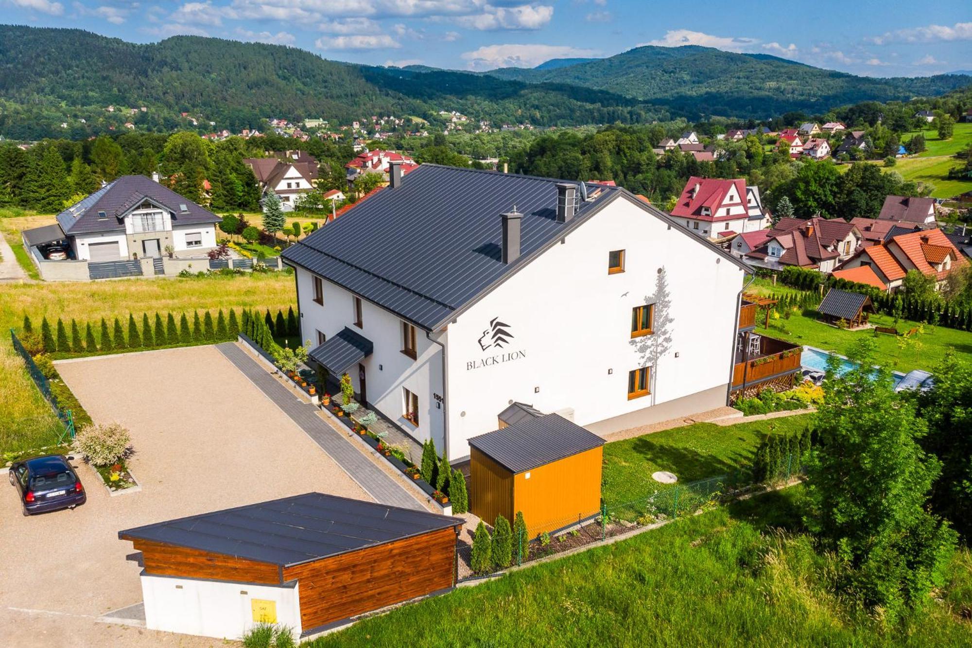 Apartamenty Black Lion Pcim Kültér fotó